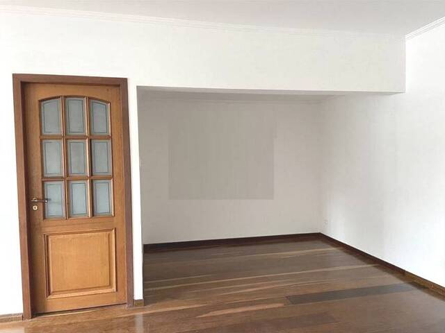 #241218 - Apartamento para Venda em São Paulo - SP