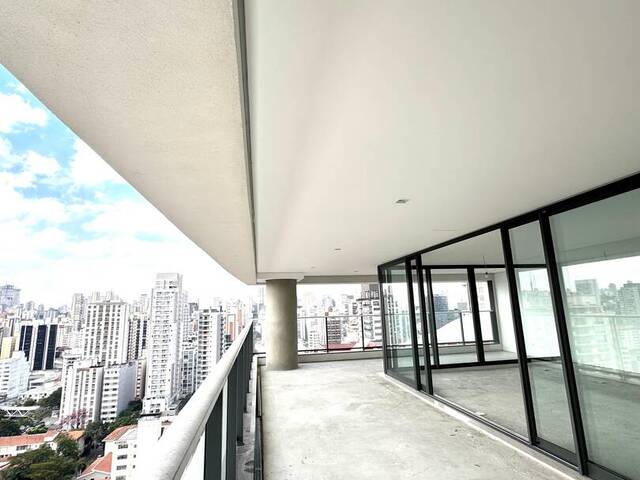 Venda em PINHEIROS - São Paulo